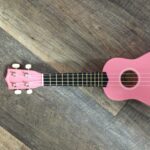 Pomaikai Ukulele (PINK) w/black bag